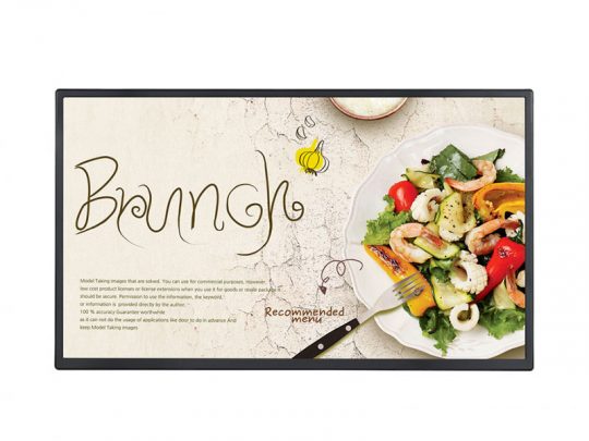 Digitales Menü mit dem Schriftzug "Brunch" in kunstvoller Schrift neben einem Teller Salat mit Garnelen, frischem Blattgrün, Tomaten und Oliven sowie Dressing. Eine Gabel liegt auf dem Teller; daneben befindet sich ein Empfehlungshinweis für das Menü.